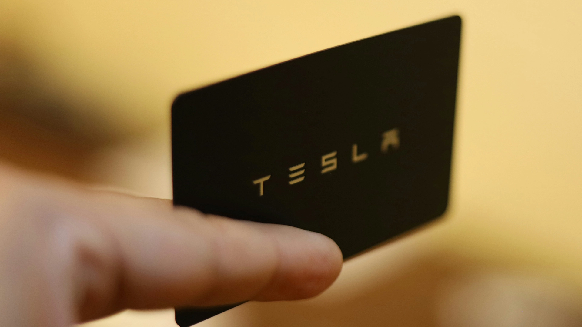Tesla та Samsung уклали угоду про постачання чіпів на суму 16,5 мільярдів доларів