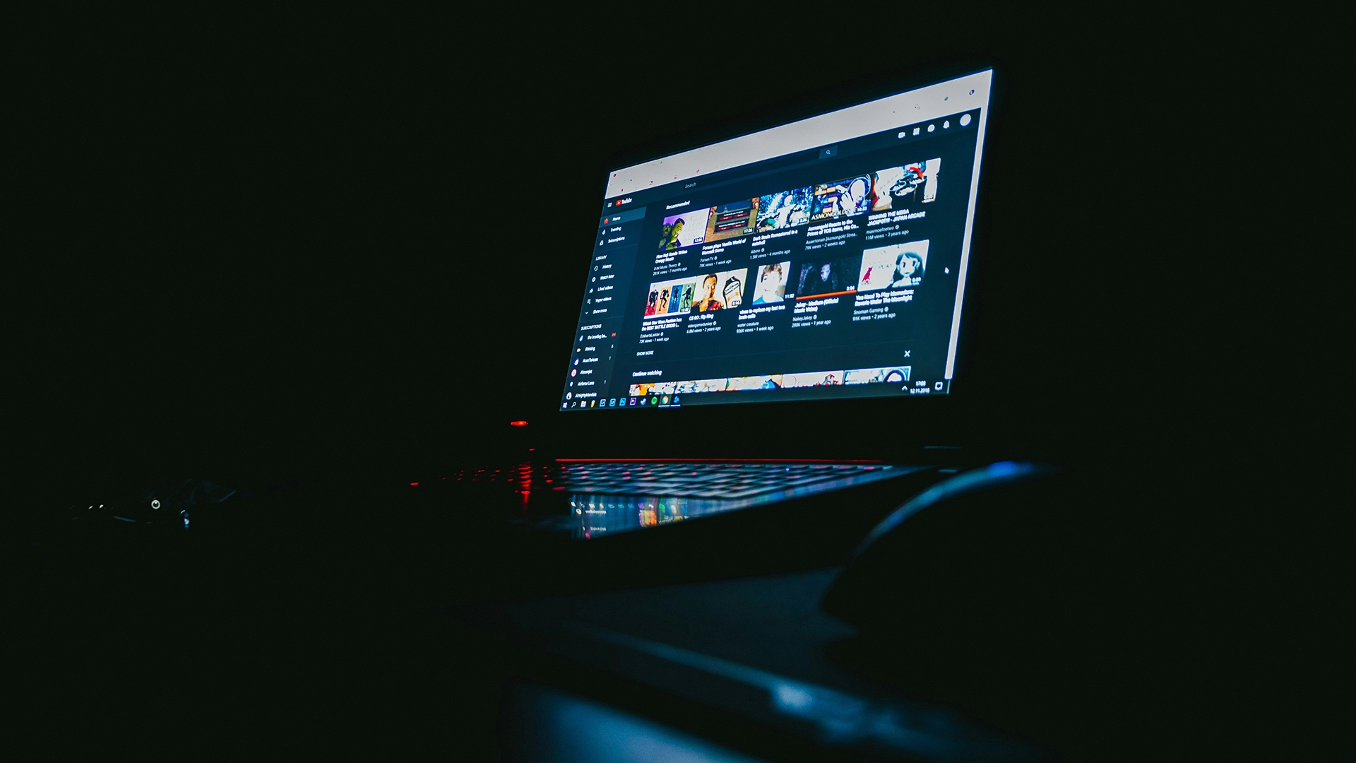 YouTube таємно використовував штучний інтелект, щоб змінити відео авторів без їхнього дозволу